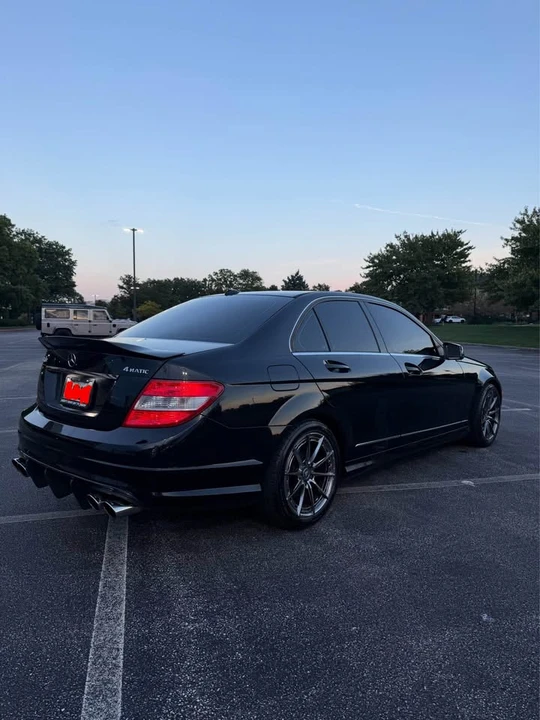 2010 Mercedes-Benz W204 C-Class - Image 3 of 10