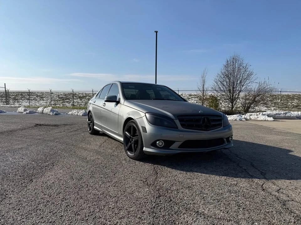 2010 Mercedes-Benz W204 C-Class - Image 2 of 9