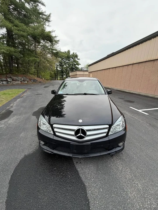 2010 Mercedes-Benz W204 C-Class - Image 7 of 17