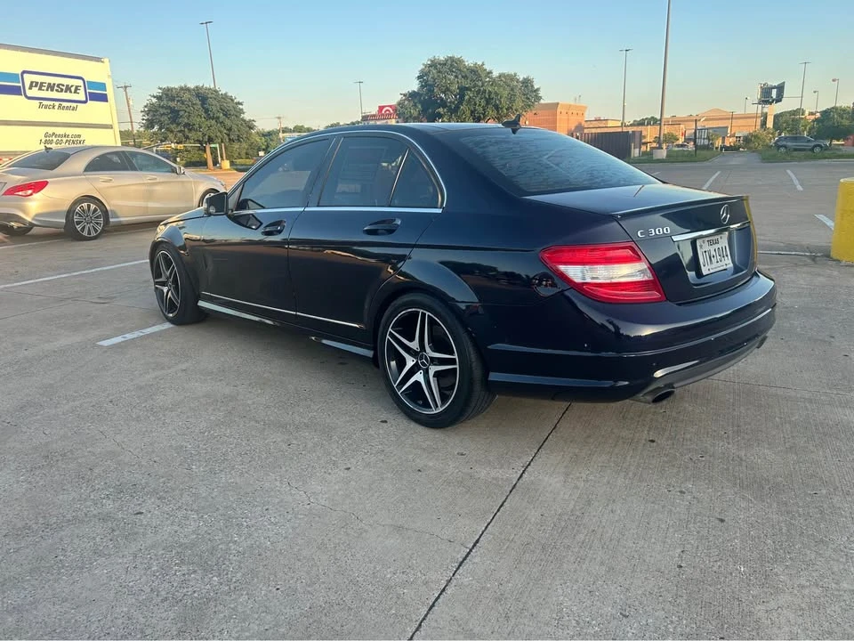 2010 Mercedes-Benz W204 C-Class - Image 11 of 13