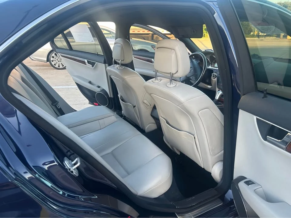 2010 Mercedes-Benz W204 C-Class - Image 2 of 13