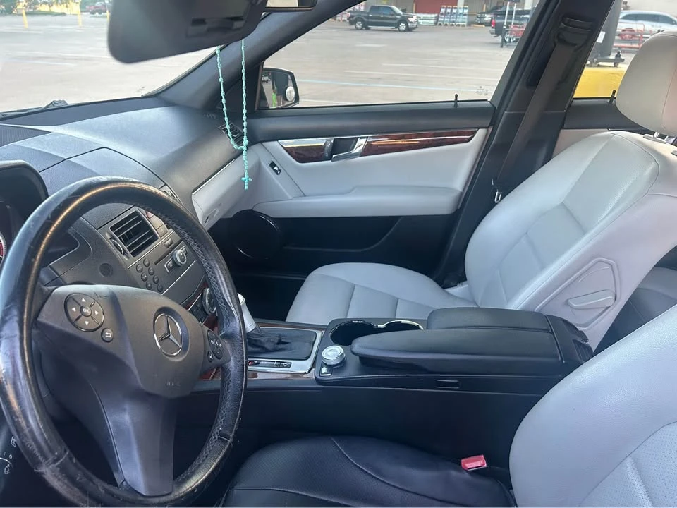 2010 Mercedes-Benz W204 C-Class - Image 3 of 13