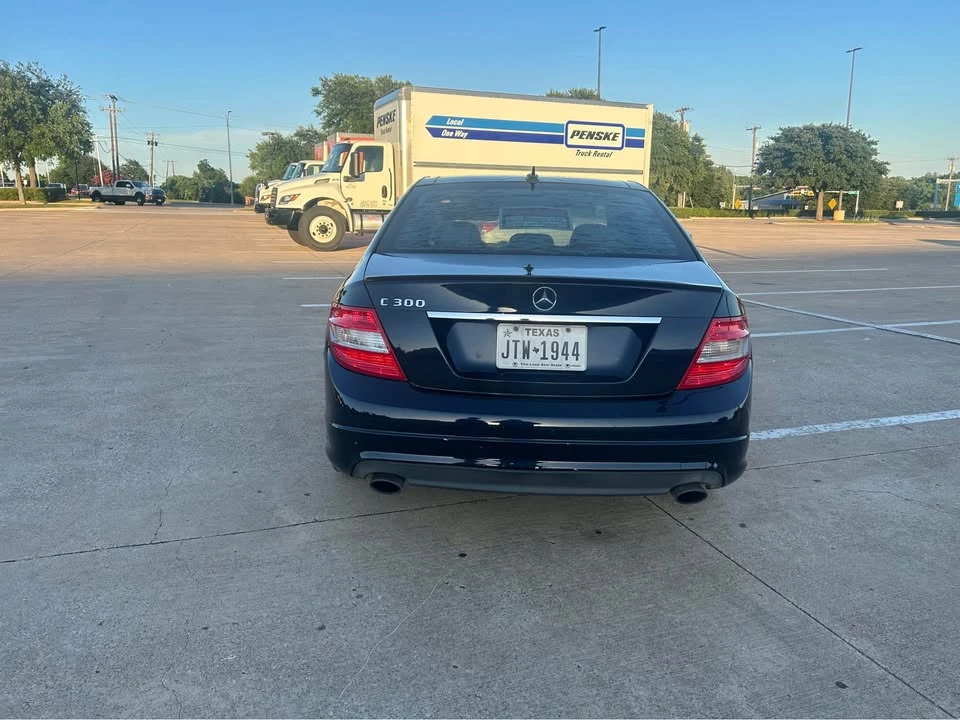 2010 Mercedes-Benz W204 C-Class - Image 10 of 13