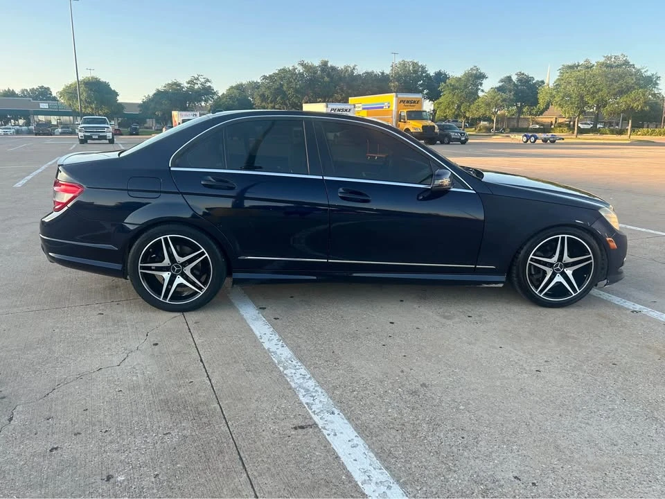 2010 Mercedes-Benz W204 C-Class - Image 8 of 13