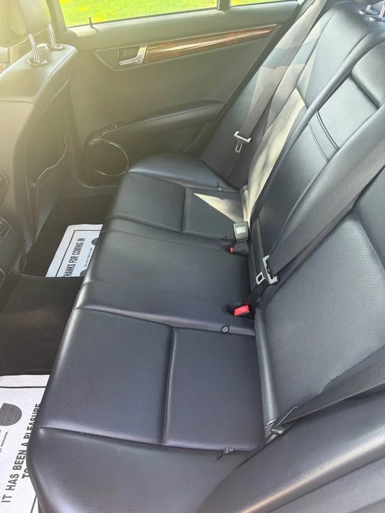 2010 Mercedes-Benz W204 C-Class - Image 8 of 12