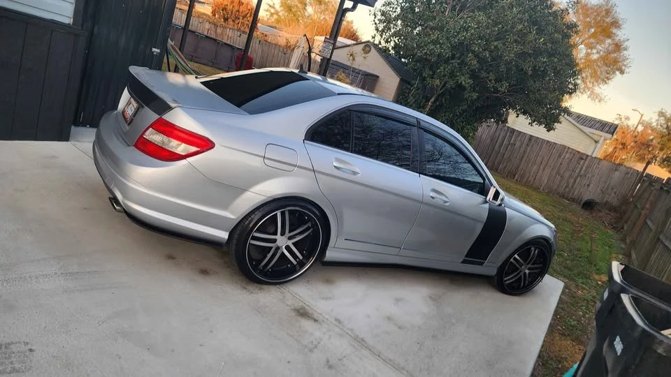 2010 Mercedes-Benz W204 C-Class - Image 2 of 9