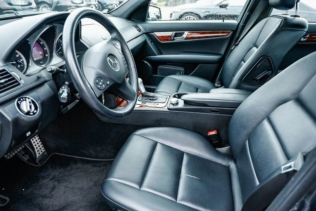 2010 Mercedes-Benz W204 C-Class - Image 5 of 12