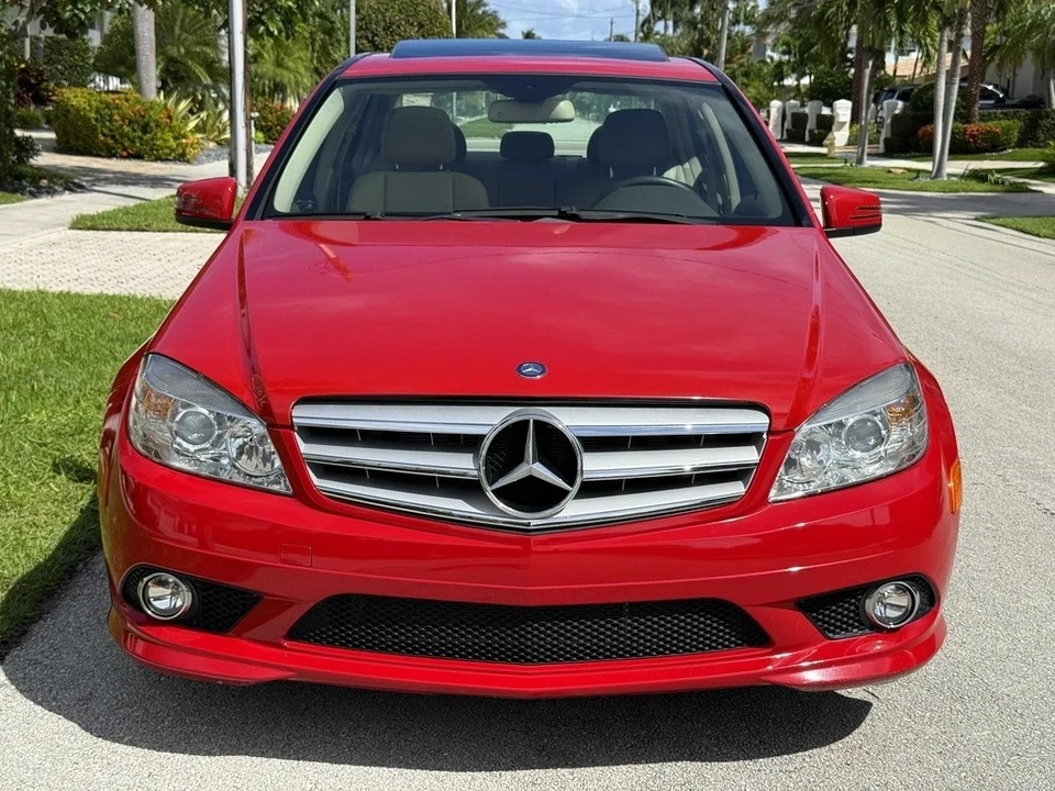 2010 Mercedes-Benz W204 C-Class - Image 11 of 21