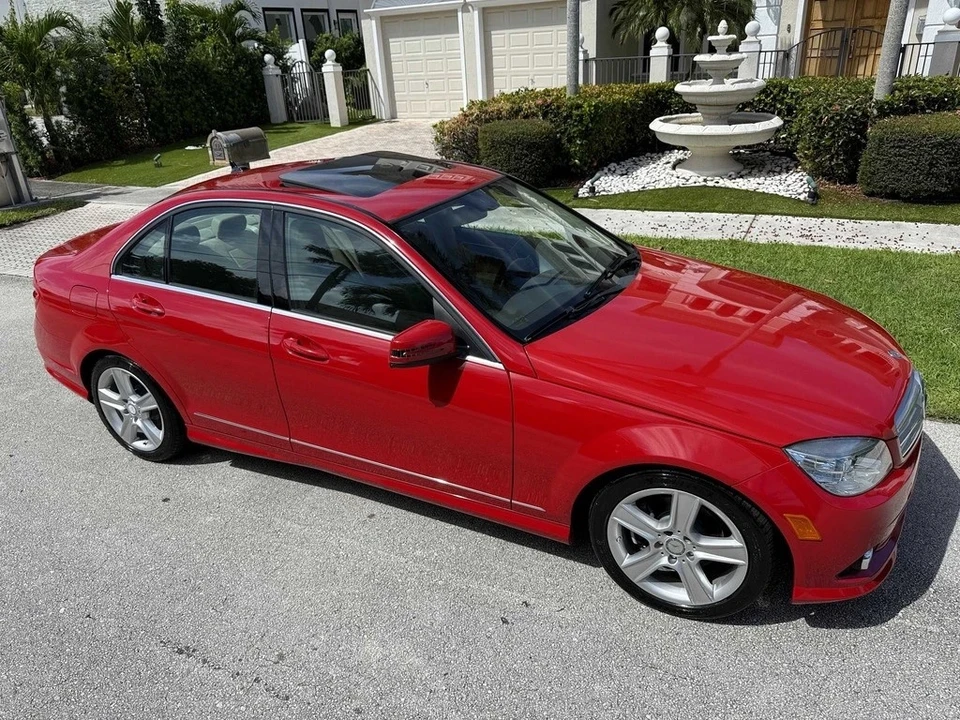 2010 Mercedes-Benz W204 C-Class - Image 3 of 21