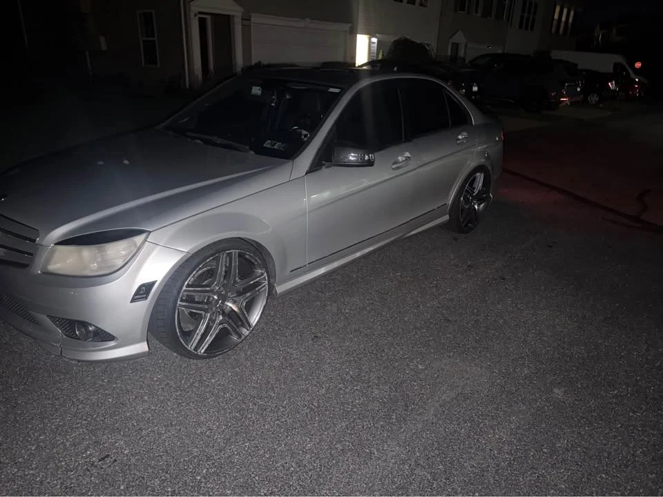 2010 Mercedes-Benz W204 C-Class - Image 2 of 9
