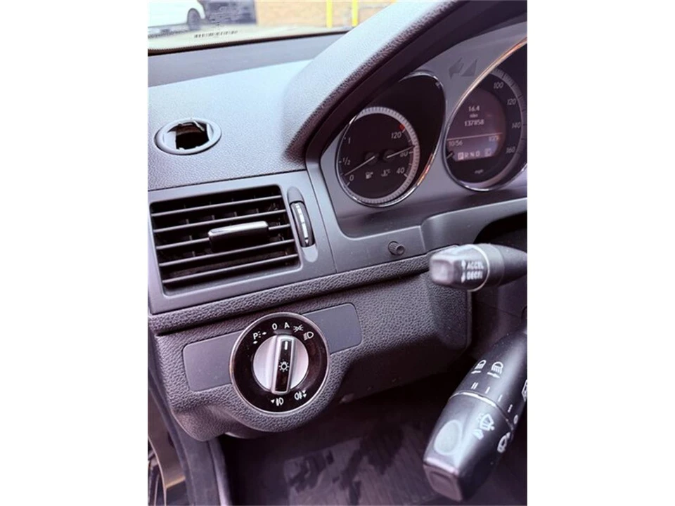 2010 Mercedes-Benz W204 C-Class - Image 16 of 31