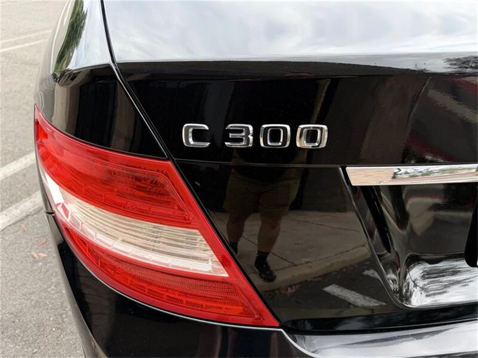 2010 Mercedes-Benz W204 C-Class - Image 7 of 31