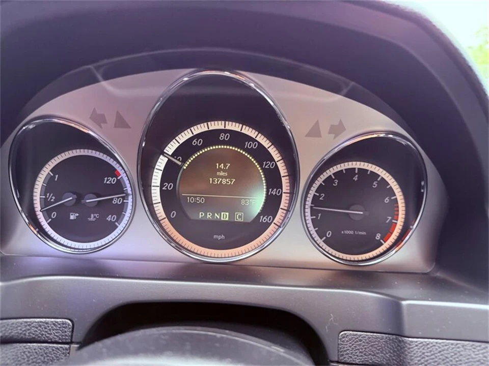 2010 Mercedes-Benz W204 C-Class - Image 12 of 31