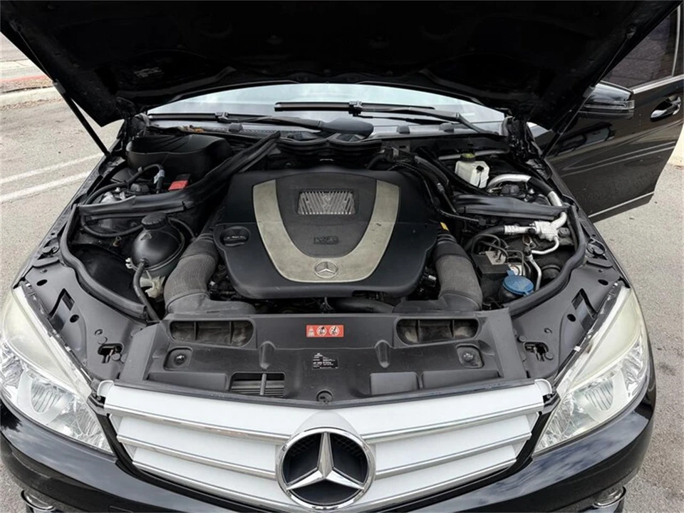 2010 Mercedes-Benz W204 C-Class - Image 29 of 31