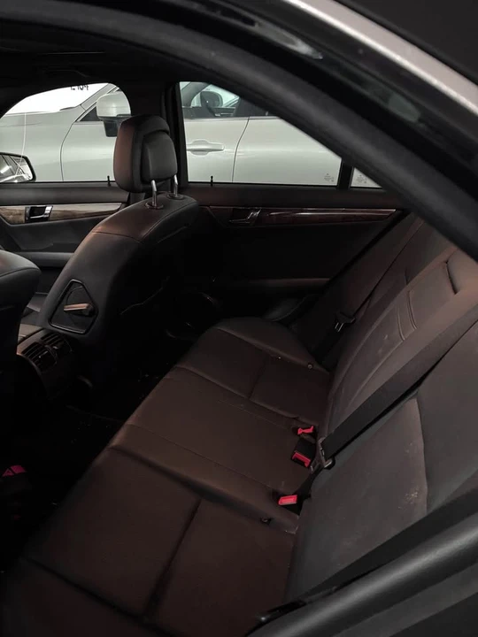 2010 Mercedes-Benz W204 C-Class - Image 7 of 7