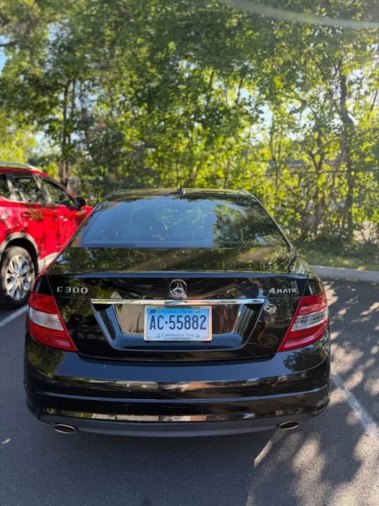 2010 Mercedes-Benz W204 C-Class - Image 6 of 11