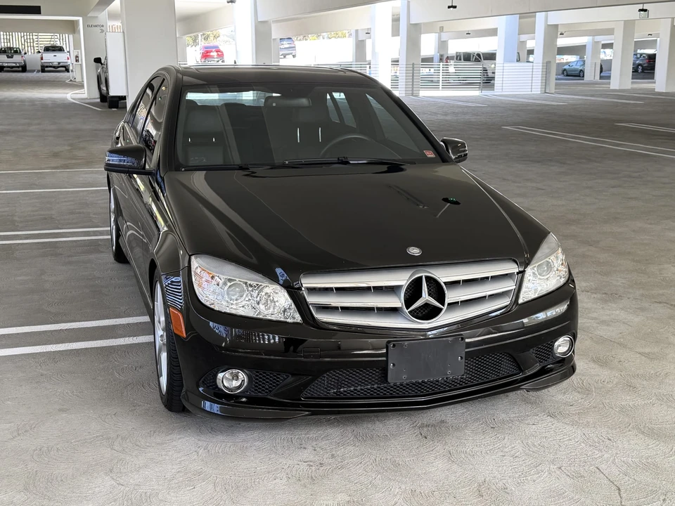 2010 Mercedes-Benz W204 C-Class - Image 15 of 31