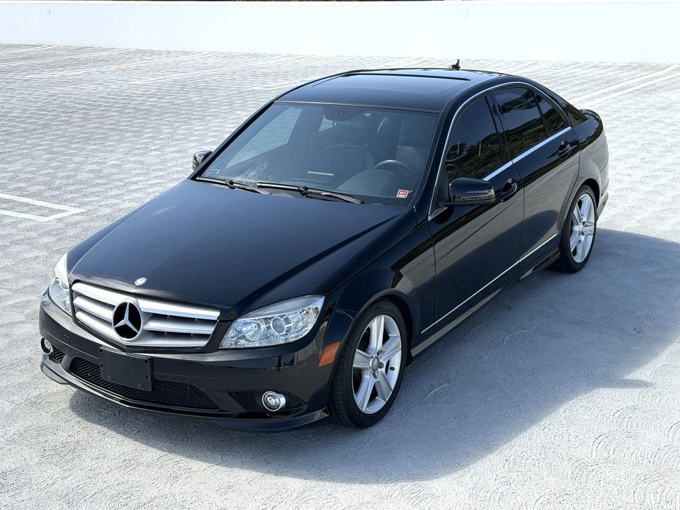 2010 Mercedes-Benz W204 C-Class - Image 17 of 31