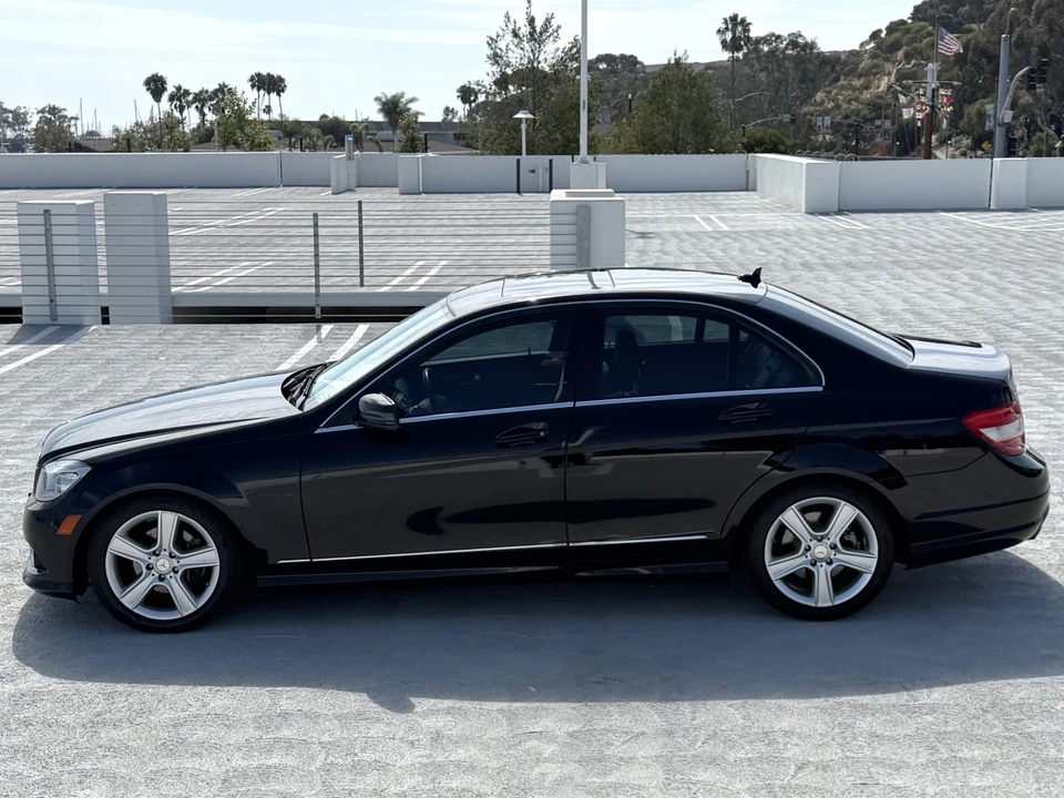 2010 Mercedes-Benz W204 C-Class - Image 20 of 31