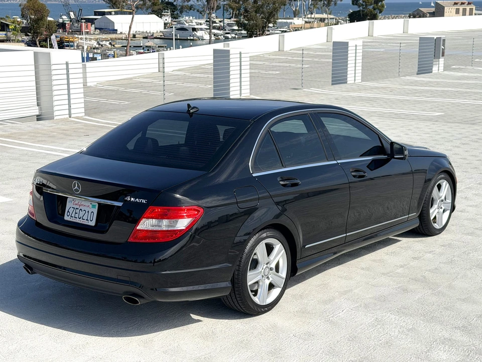 2010 Mercedes-Benz W204 C-Class - Image 29 of 31