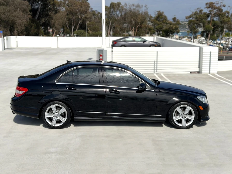 2010 Mercedes-Benz W204 C-Class - Image 31 of 31