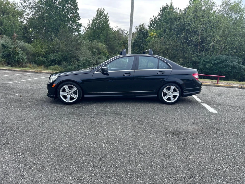 2010 Mercedes-Benz W204 C-Class - Image 6 of 31