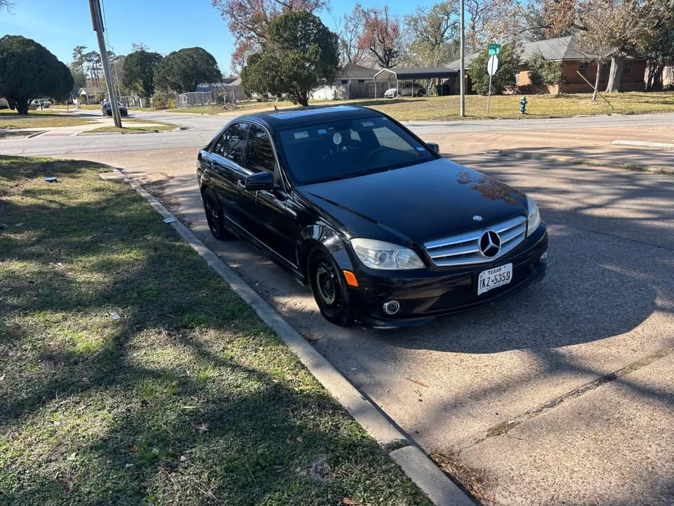 2010 Mercedes-Benz W204 C-Class - Image 5 of 8