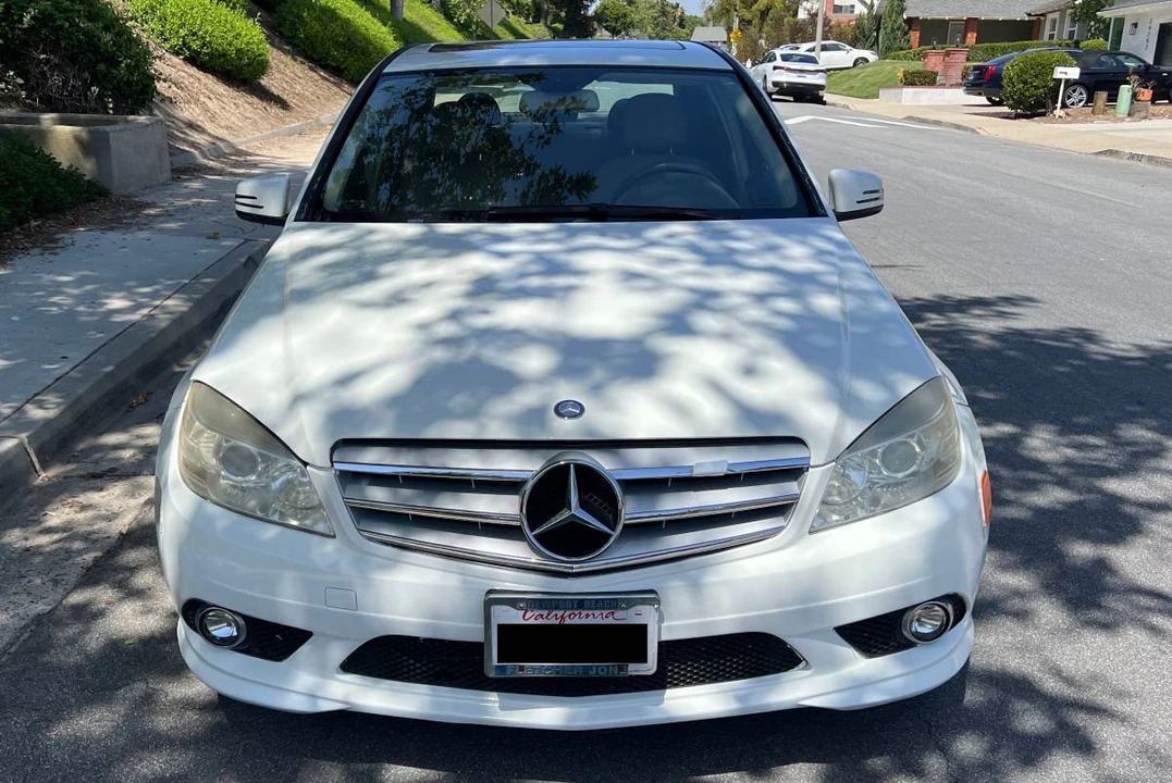 2010 Mercedes-Benz W204 C-Class - Image 2 of 10