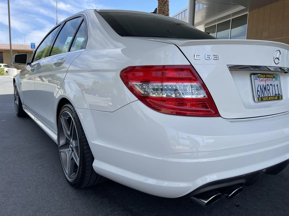 2010 Mercedes-Benz W204 C 63 AMG - Image 24 of 31