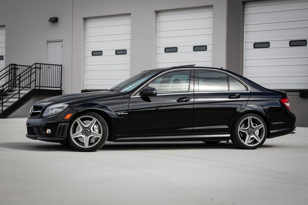 2010 Mercedes-Benz W204 C 63 AMG - Image 9 of 31