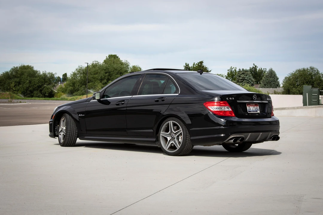 2010 Mercedes-Benz W204 C 63 AMG - Image 12 of 31
