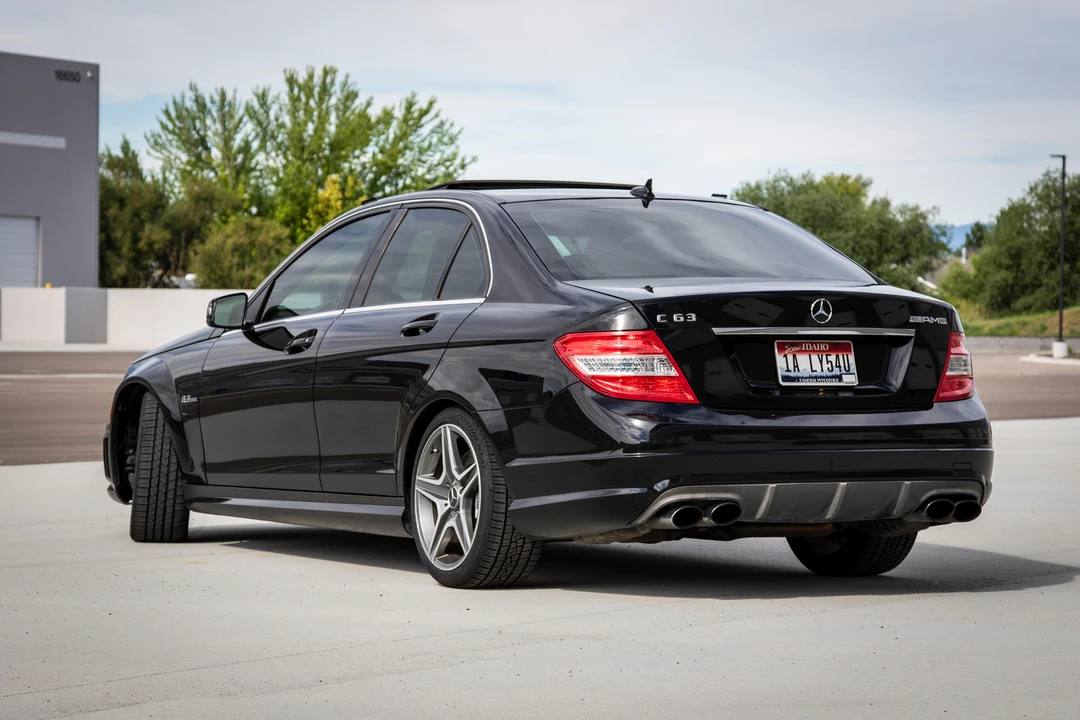 2010 Mercedes-Benz W204 C 63 AMG - Image 13 of 31