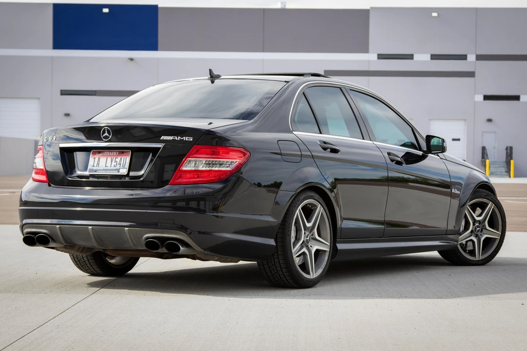 2010 Mercedes-Benz W204 C 63 AMG - Image 4 of 31