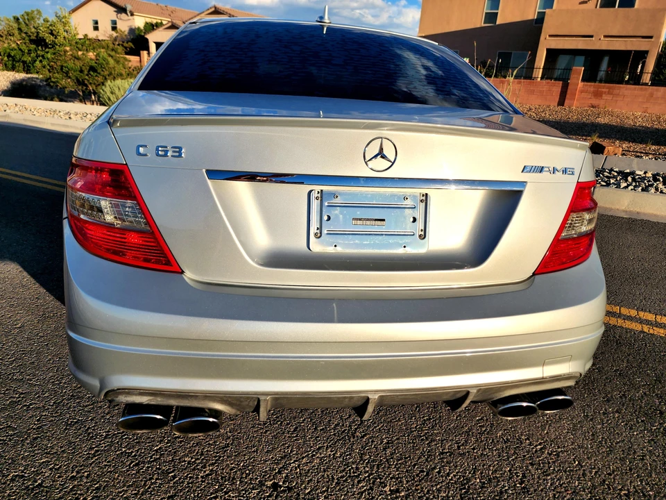 2010 Mercedes-Benz W204 C 63 AMG - Image 11 of 31