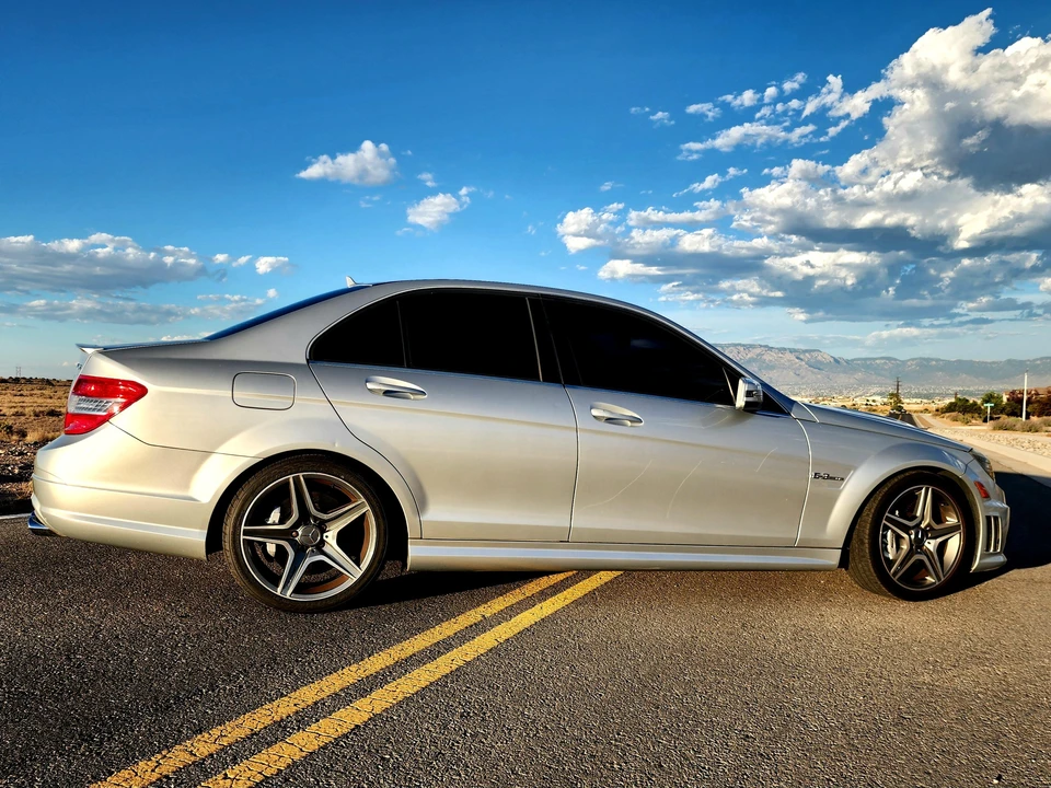 2010 Mercedes-Benz W204 C 63 AMG - Image 15 of 31