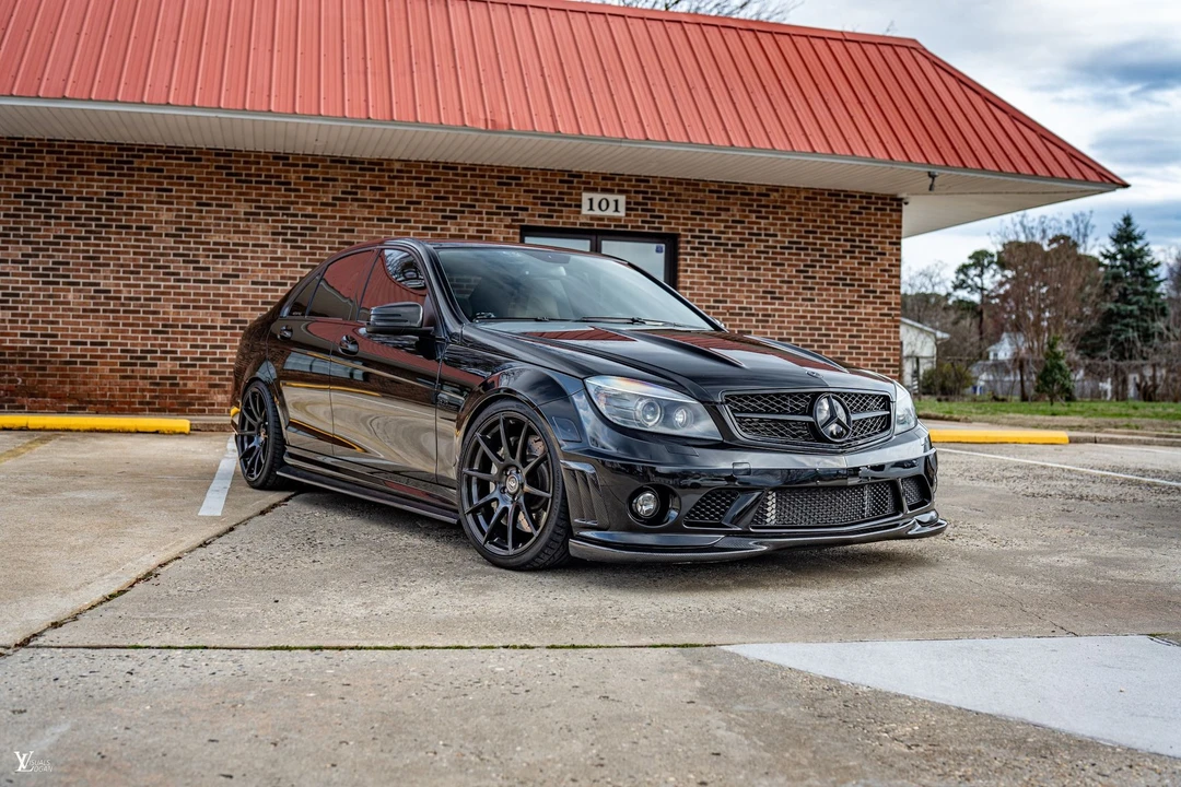 2010 Mercedes-Benz W204 C 63 AMG - Image 3 of 31