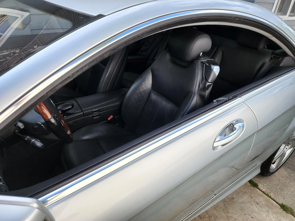 2010 Mercedes-Benz C216 CL-Class - Image 28 of 31