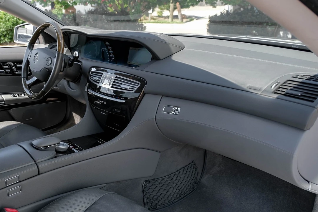 2010 Mercedes-Benz C216 CL-Class - Image 11 of 21