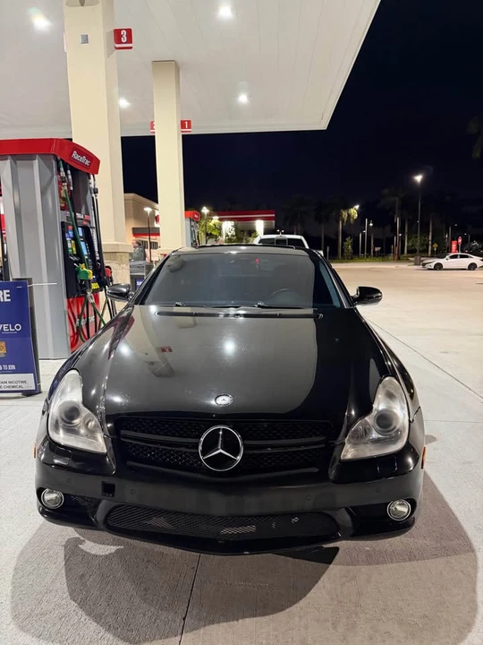 2010 Mercedes-Benz C219 CLS-Class - Image 7 of 20