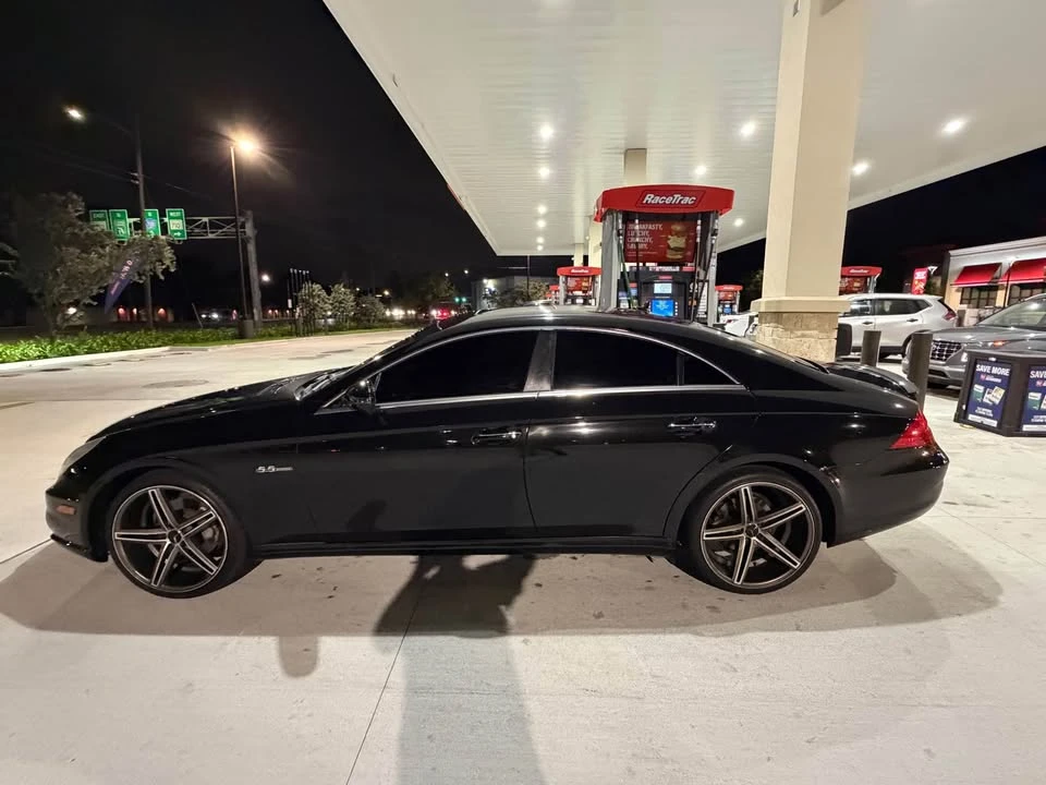 2010 Mercedes-Benz C219 CLS-Class - Image 5 of 20