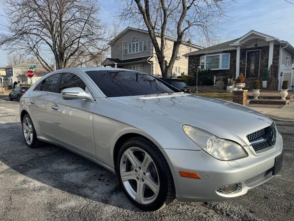 2010 Mercedes-Benz C219 CLS-Class - Image 2 of 12