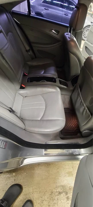 2010 Mercedes-Benz C219 CLS-Class - Image 6 of 12