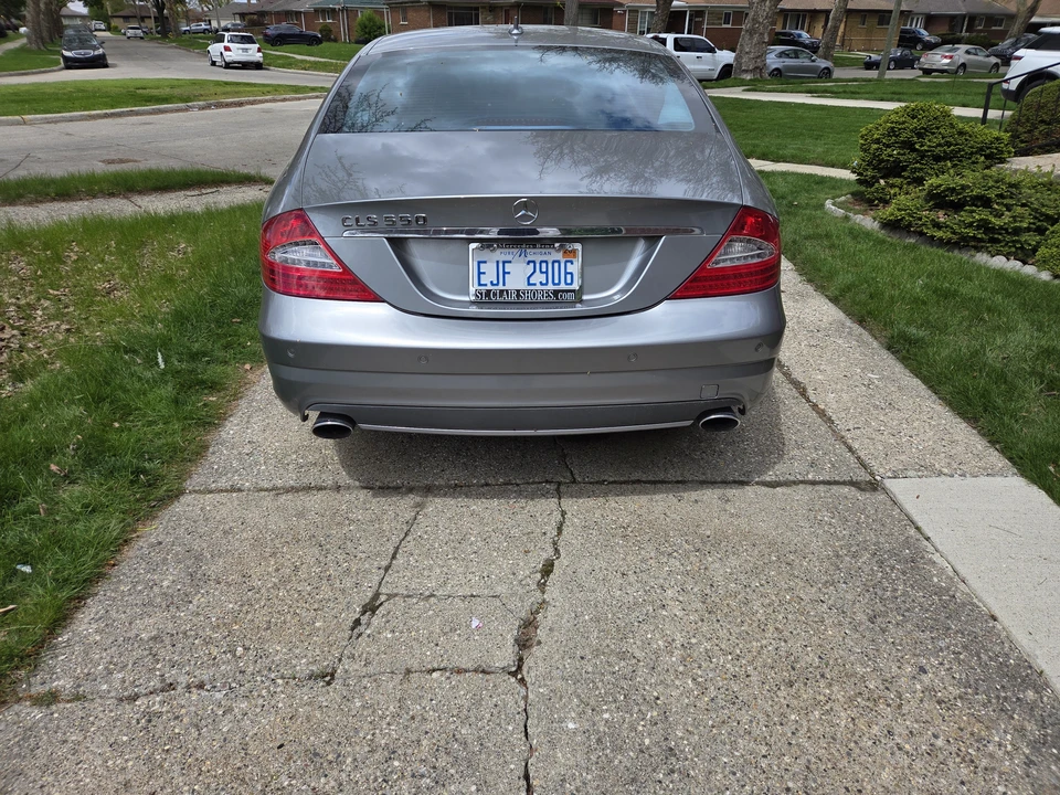2010 Mercedes-Benz C219 CLS-Class - Image 7 of 31