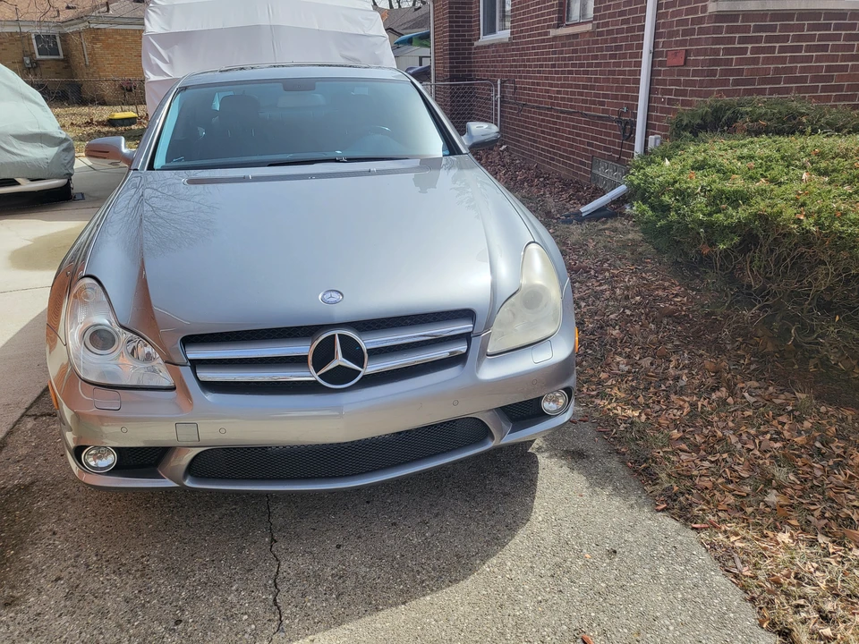 2010 Mercedes-Benz C219 CLS-Class - Image 3 of 31