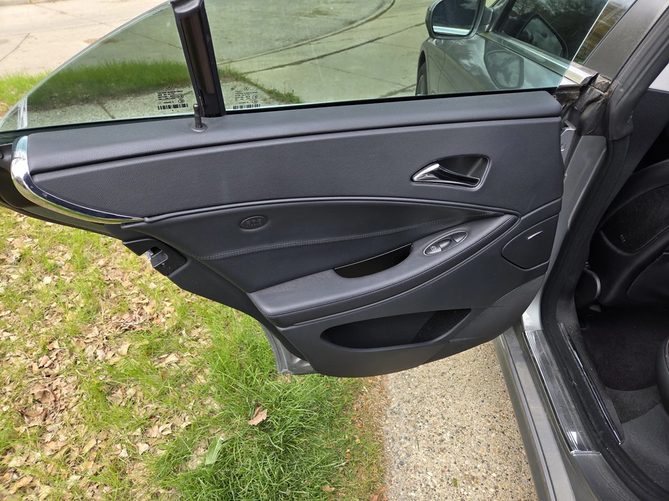 2010 Mercedes-Benz C219 CLS-Class - Image 29 of 31