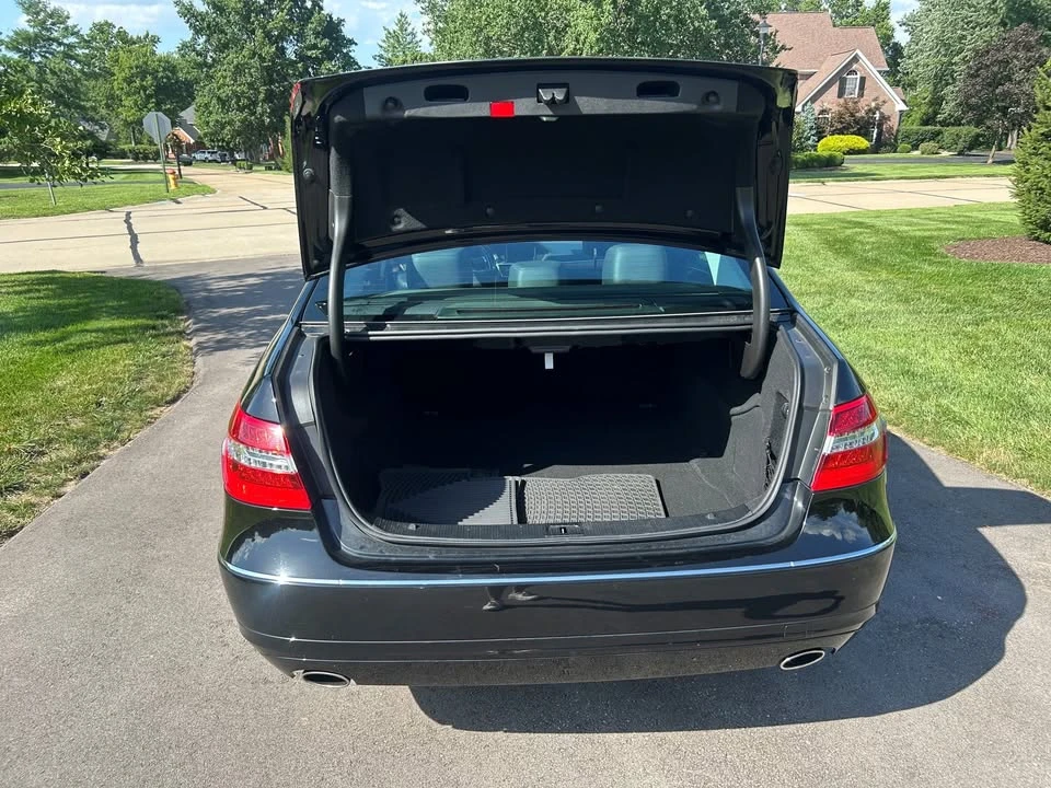 2010 Mercedes-Benz W212 E-Class - Image 2 of 8