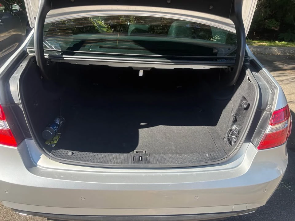 2010 Mercedes-Benz W212 E-Class - Image 10 of 12