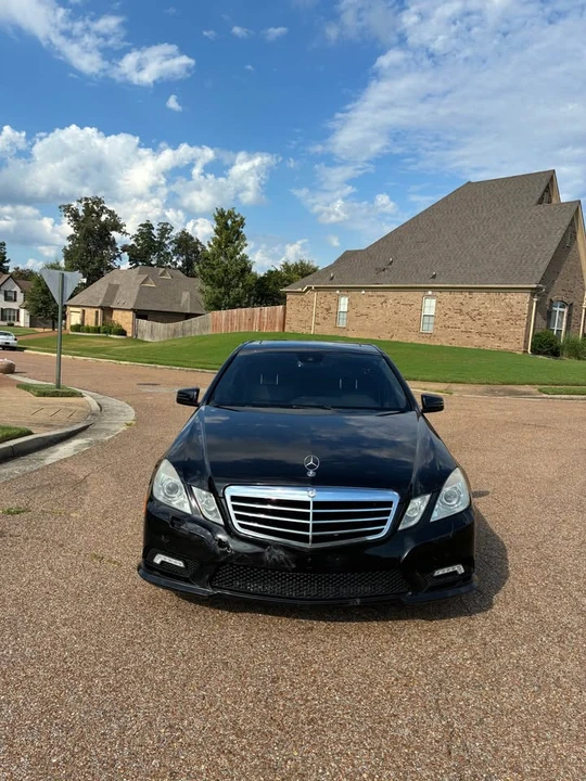 2010 Mercedes-Benz W212 E-Class - Image 2 of 6
