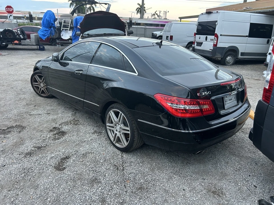 2010 Mercedes-Benz W212 E-Class - Image 8 of 20