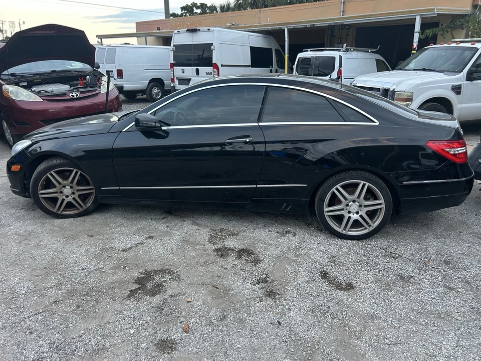 2010 Mercedes-Benz W212 E-Class - Image 5 of 20